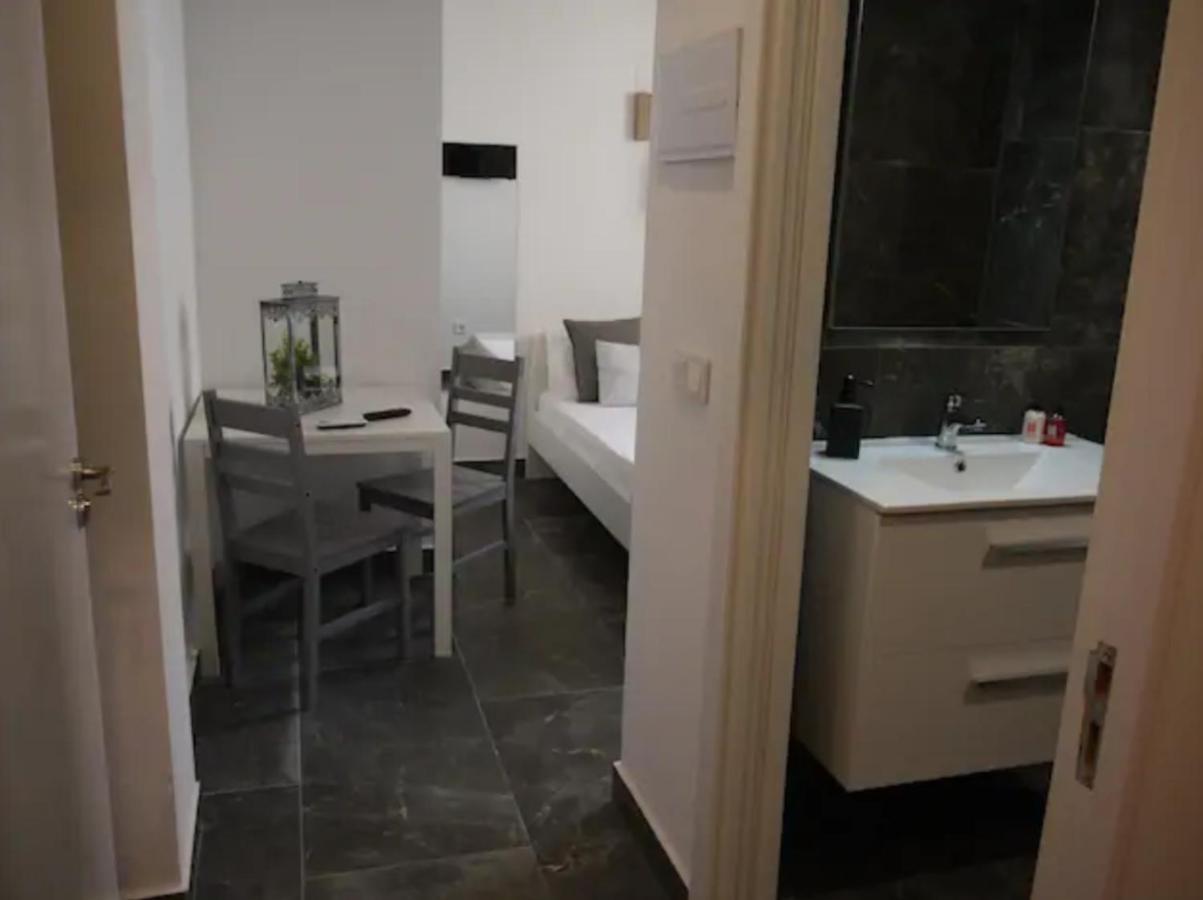 Cozy Rooms - Banera Hidromasaje Valencia Exterior photo